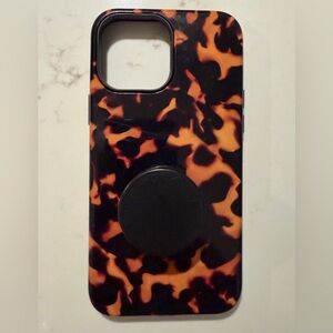 Tortoise shell print iphone 13 pro max protective case with attached pop socket